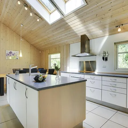 Hughe - 300m From The Sea By Interhome Feriehus